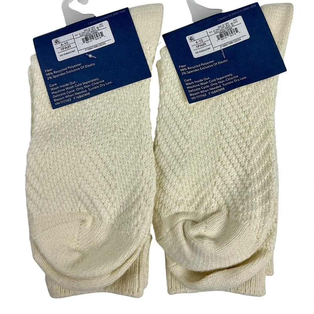 2 Pairs Universal Thread‎ Crew Boot Socks Women's 4-10 Beige Textured Super Soft